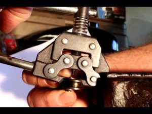 How to Break a Dirt Bike Chain Without a Chain Breaker? A Setup Guide
