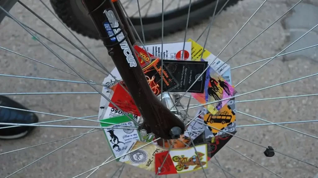  Do People Put Cards In Their Bike Spokes?
